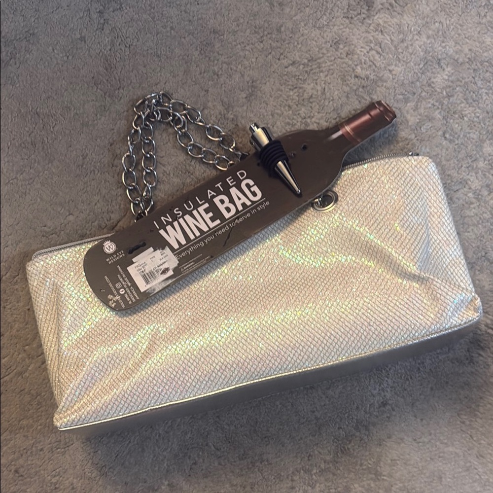 Elegant Silver Insulated Wine Bag